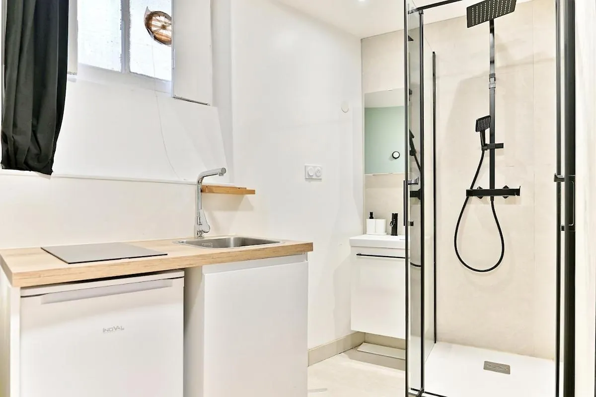 Apartment Studio Confortable Avenue Gourgaud - V Paris France